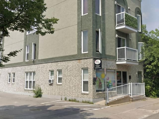 Immeuble de 7 logements, dont un local commercial, Secteur de Joliette
